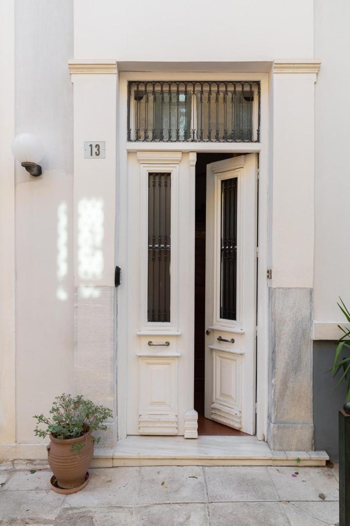 Athenian Getaway Villa In Plaka With Acropolis View By Athenian Homes Extérieur photo